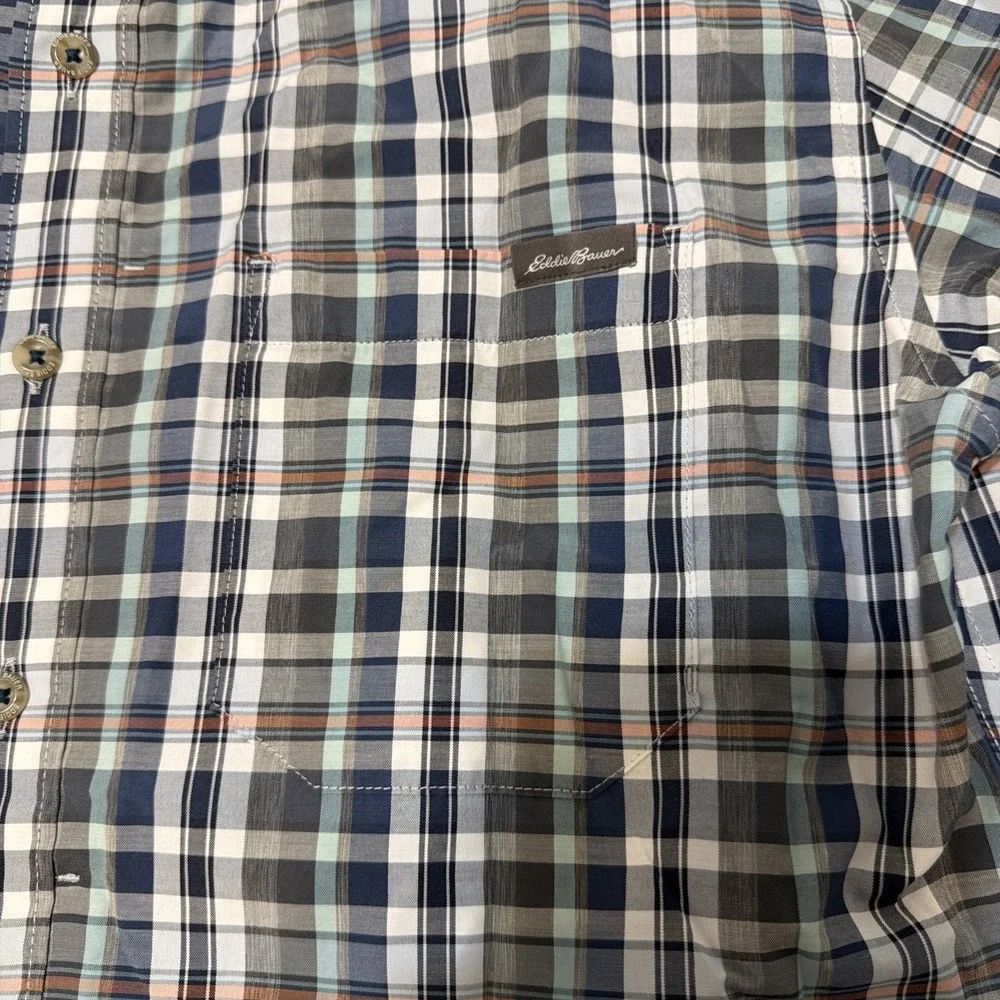 Eddie Bauer Mens Small Travex Button Shirt Classic Fit Outdoors Hiking Camp